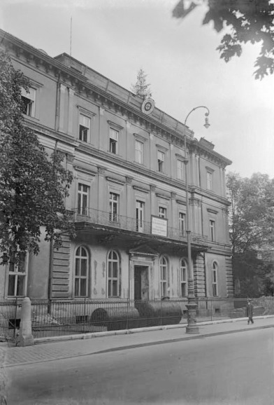 Bundesarchiv_Bild_102-17059,_München,_Braunes_Haus